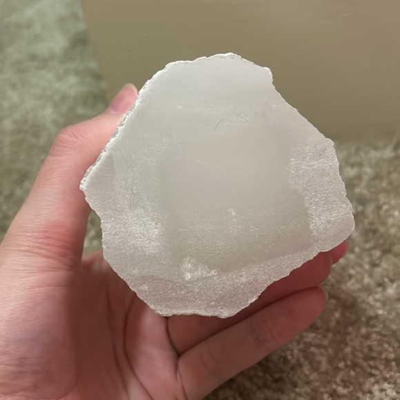 Selenite Crystal Tower tea light candle holder - Picture 4 of 4